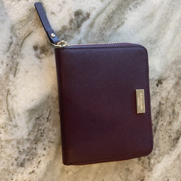 Kate Spade wallet - Picture 5 of 7